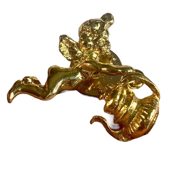 Vintage Gold Cherub Brooch Pin Holding Tea Pot Unique Accessories for Women - Picture 1 of 4